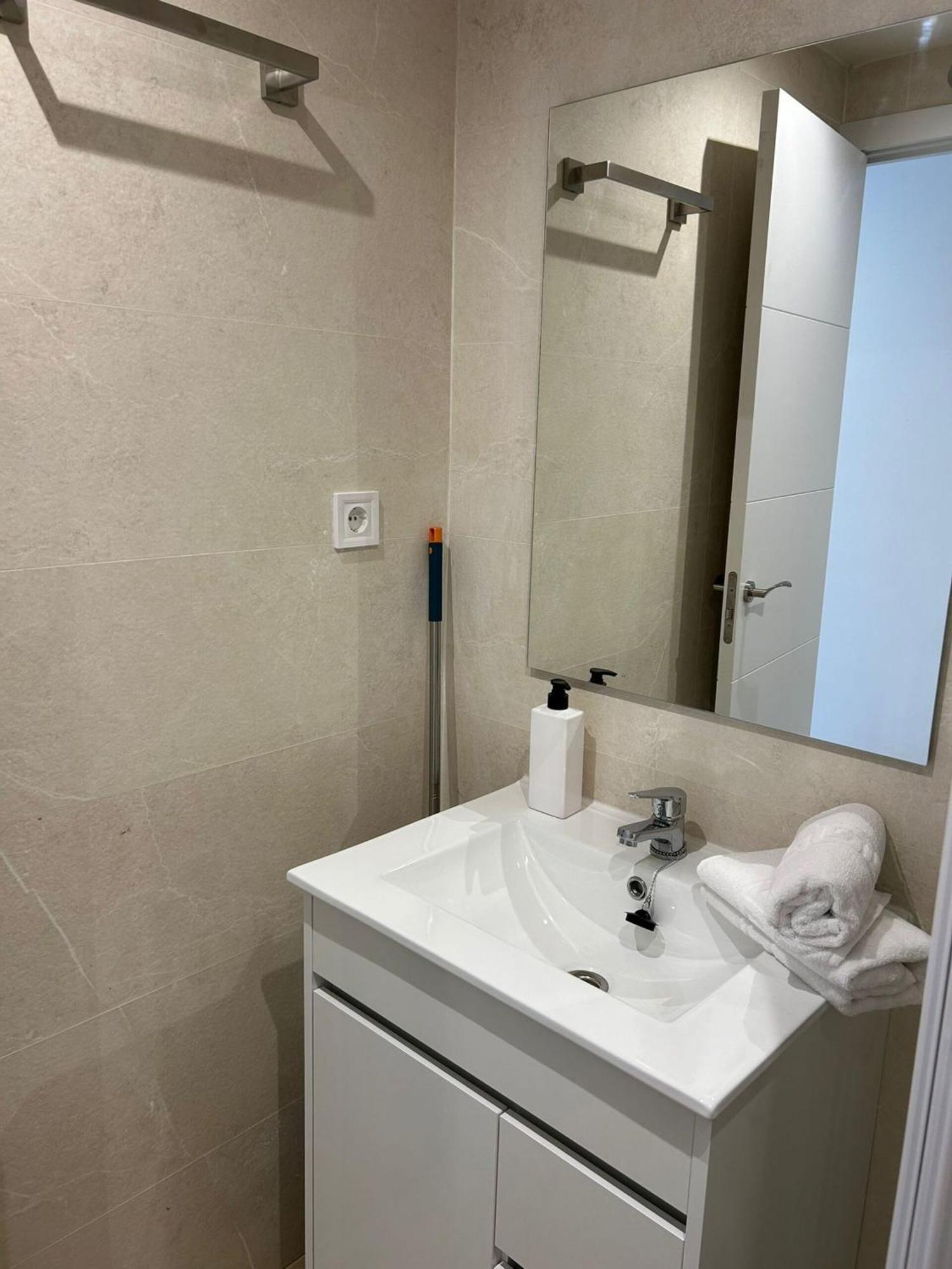 S6 Apartamento Nuevo, Madrid Bagian luar foto